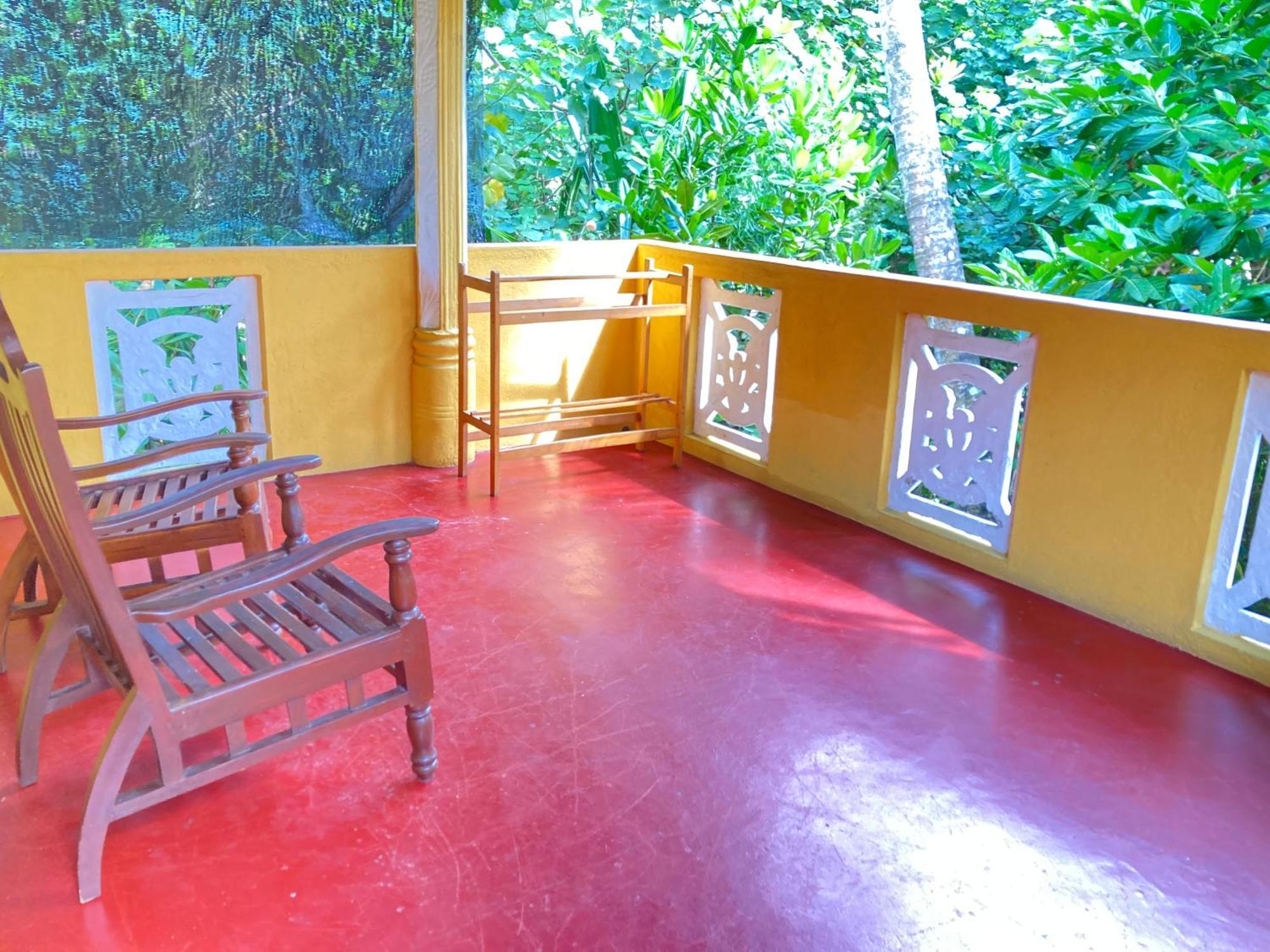 Flora And Fauna Mirissa Room photo