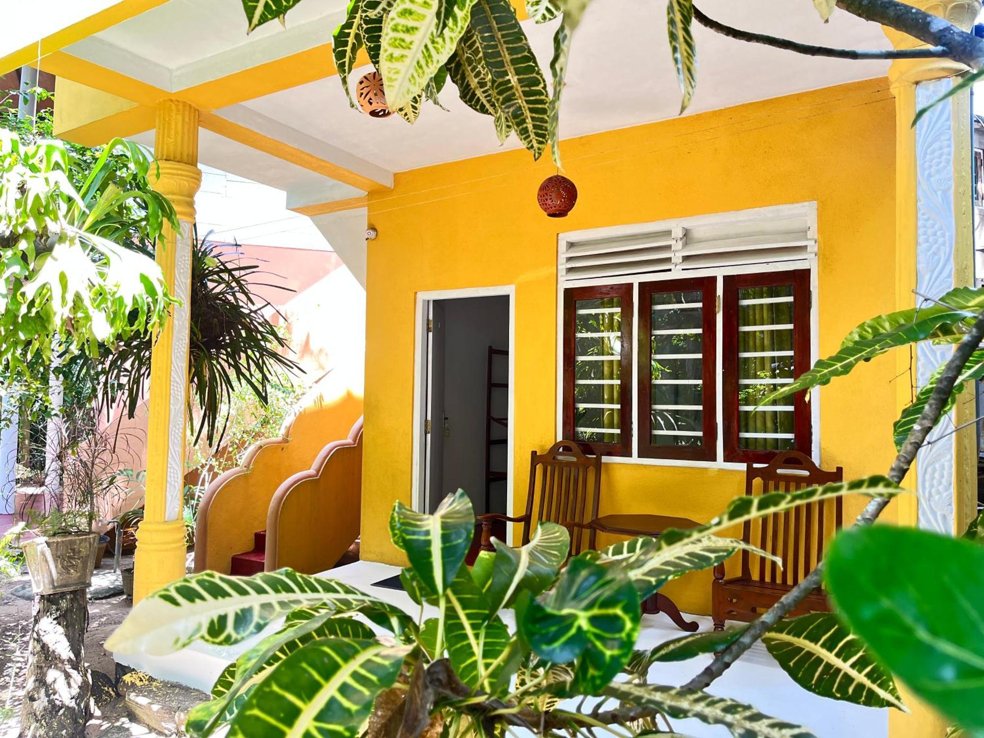 Flora And Fauna Mirissa Room photo